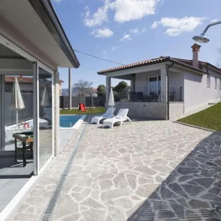 Vakantiehuis Simuni By Interhome